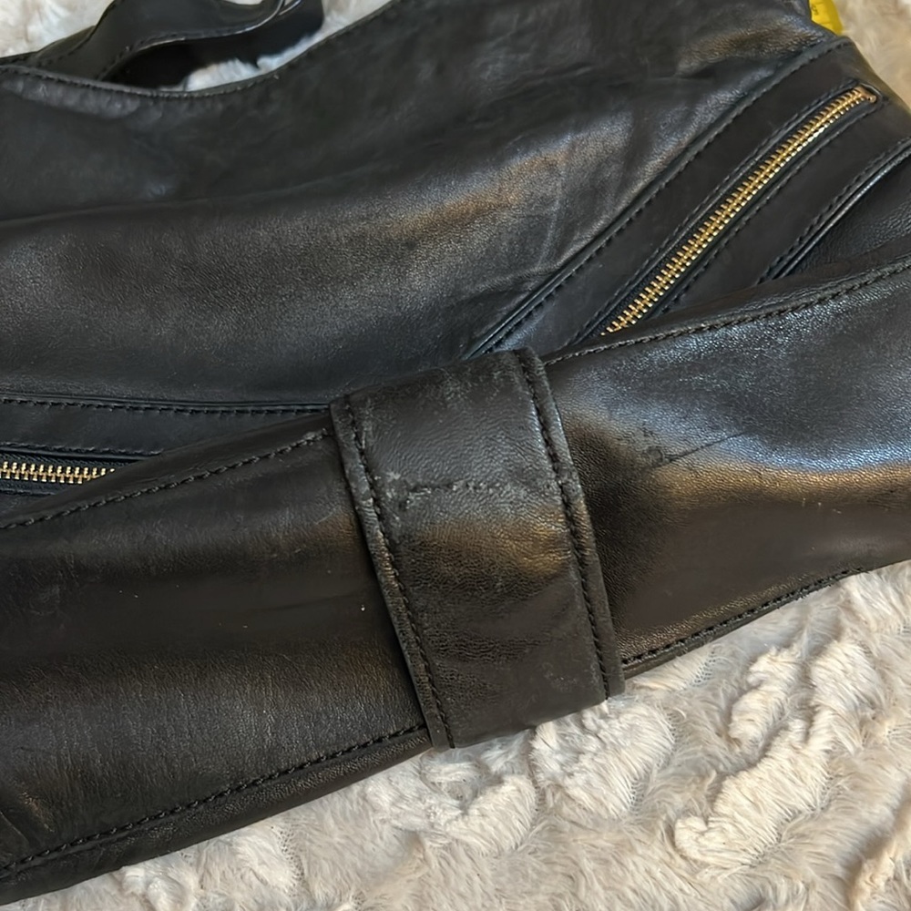Michael Kors Genuine Leather Shoulder/Tote 🔥 - Picture 13 of 13